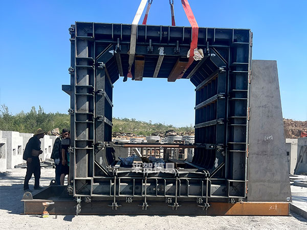 裝配式綜合管廊模具