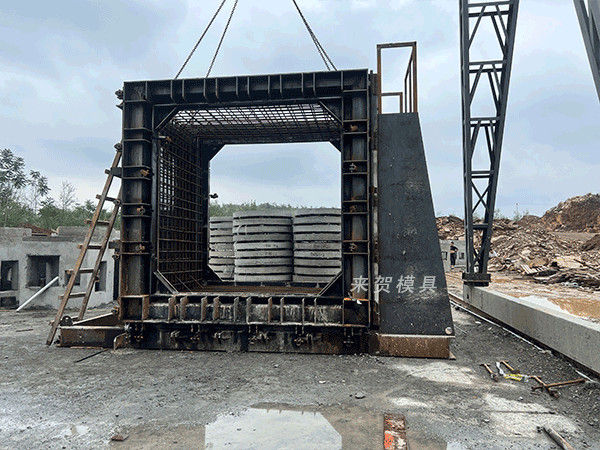 城市地下綜合管廊模具