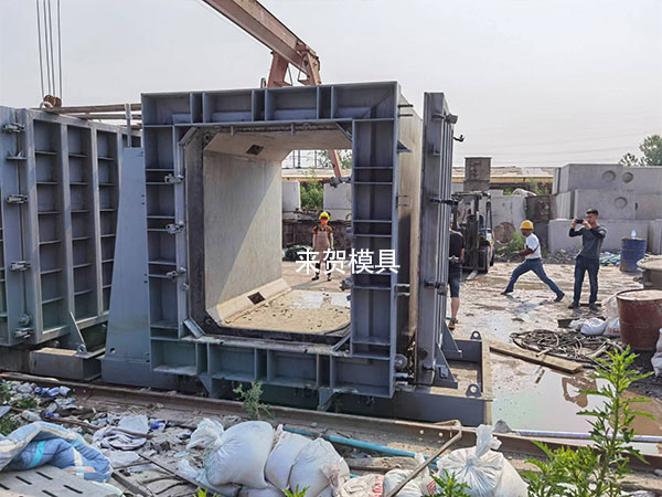 綜合管廊模具廠